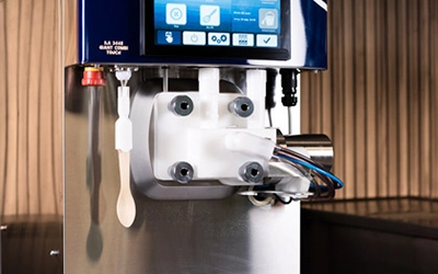 softijsmachine met twisterlepel